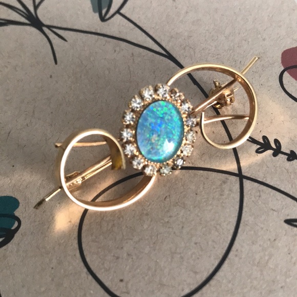 ✨Sold✨Vintage Costume Jewelry Brooch With Blue Faux Stone & Rhinestones - Picture 3 of 9